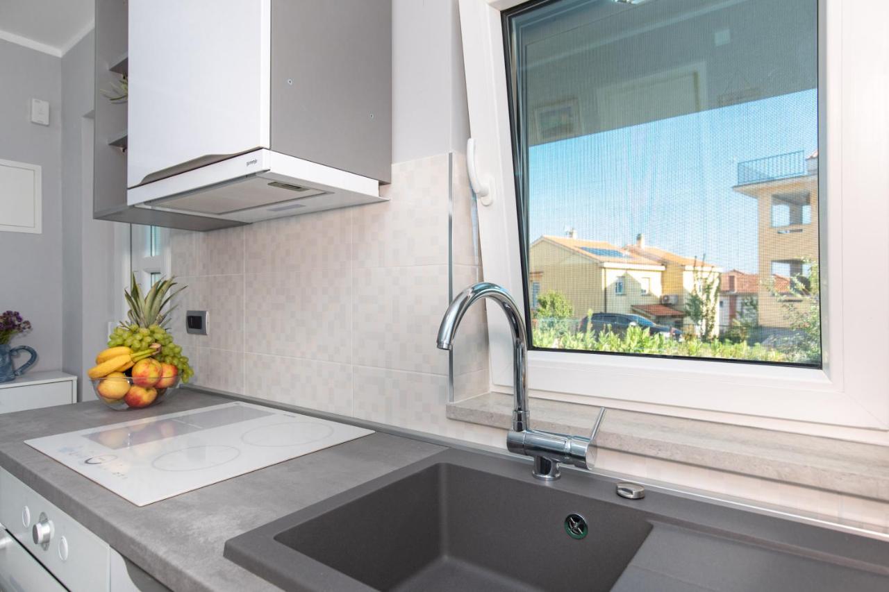 Apartment Odore Di Mare With Beautiful Garden Krk Town Εξωτερικό φωτογραφία