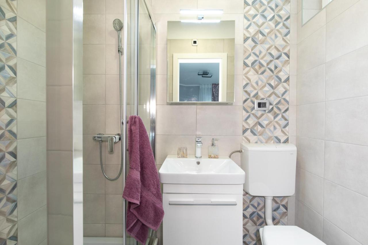 Apartment Odore Di Mare With Beautiful Garden Krk Town Εξωτερικό φωτογραφία