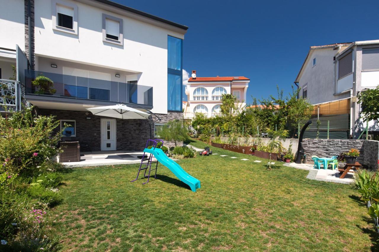 Apartment Odore Di Mare With Beautiful Garden Krk Town Εξωτερικό φωτογραφία